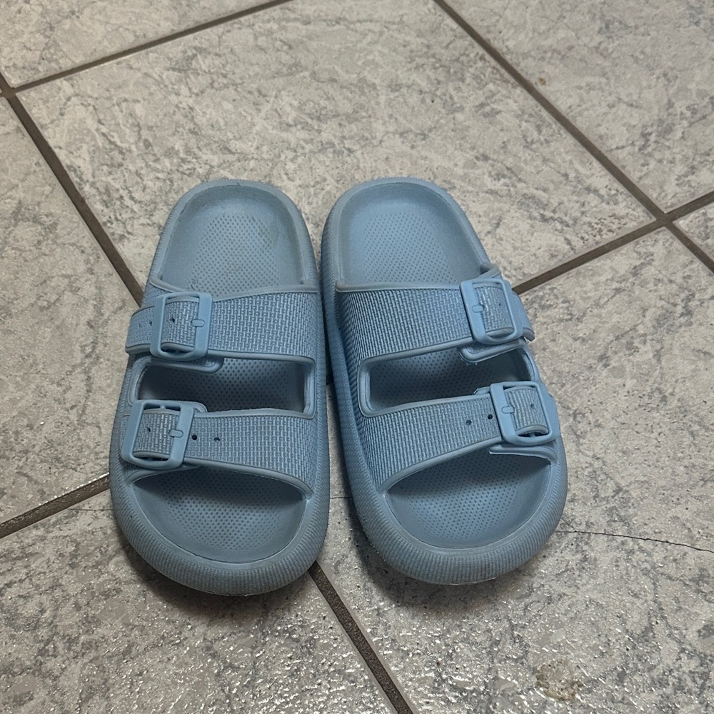 Women’s Blue Sandals